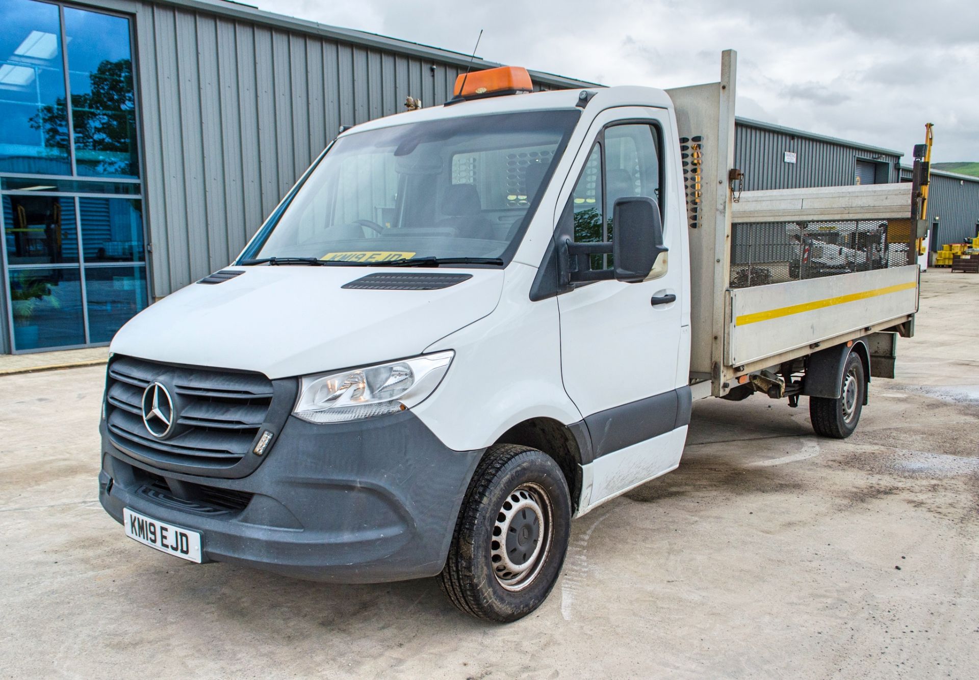 Mercedes Benz Sprinter 314 CDi 2143cc diesel 6 speed manual dropside lorry Registration Number: KM19