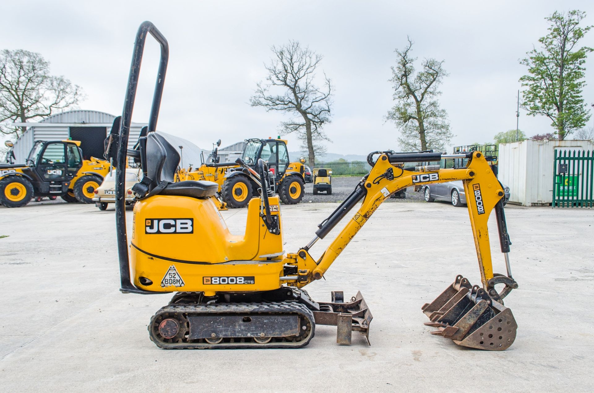 JCB 8008CT 0.8 tonne rubber tracked micro excavator Year: 2021 S/N: 3042006 Recorded Hours: 718 - Image 7 of 25
