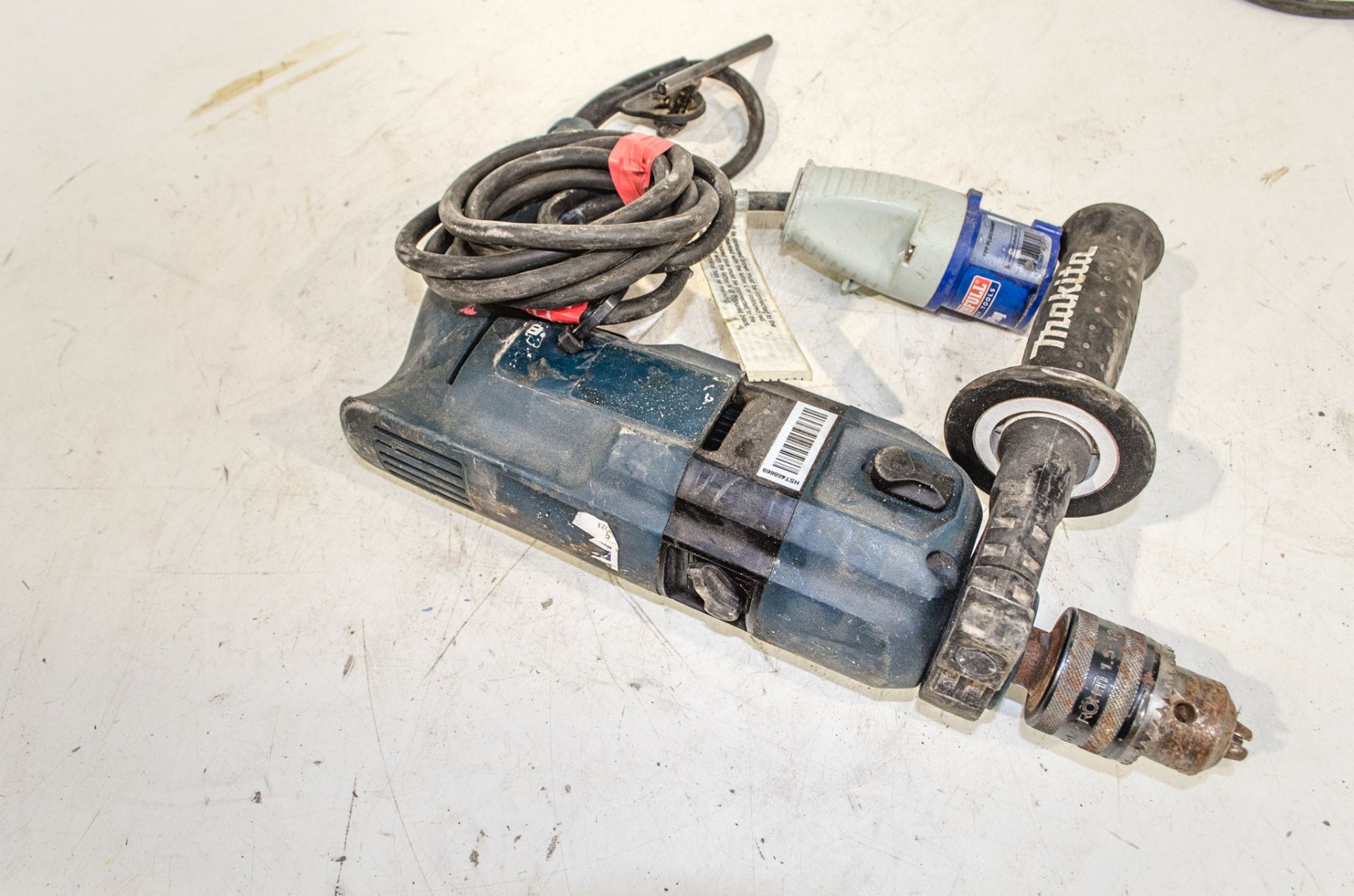 Bosch 240v power drill W0661165 - Image 2 of 2