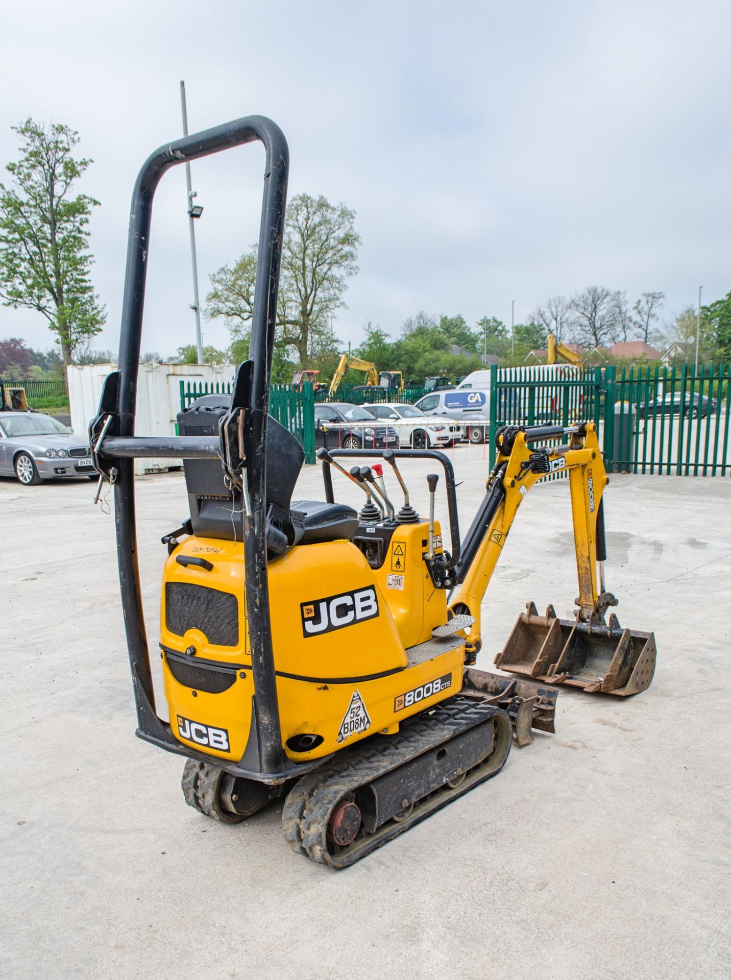 JCB 8008CT 0.8 tonne rubber tracked micro excavator Year: 2021 S/N: 3042006 Recorded Hours: 718 - Image 3 of 25