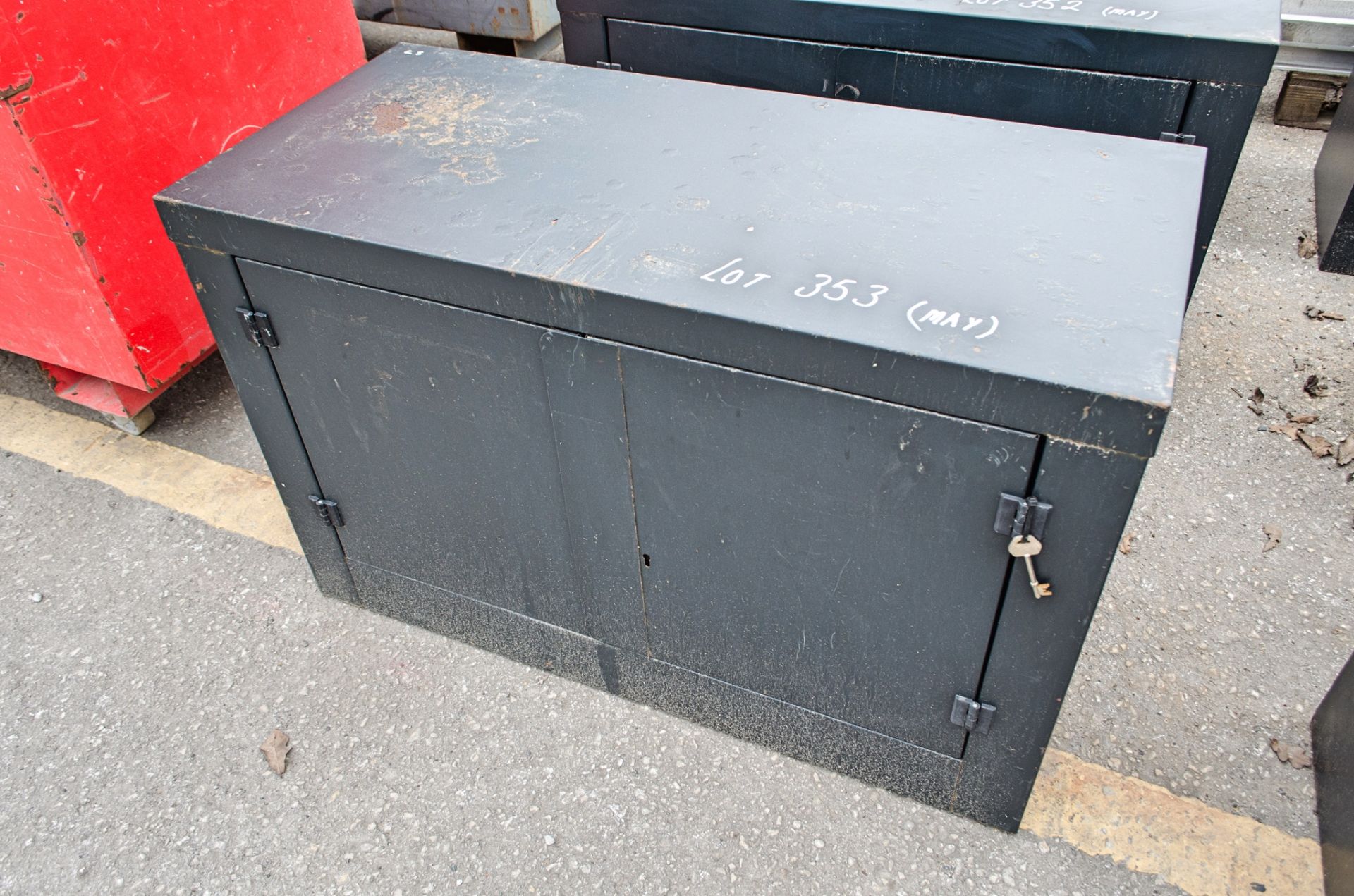 Armorgard steel cabinet c/w key