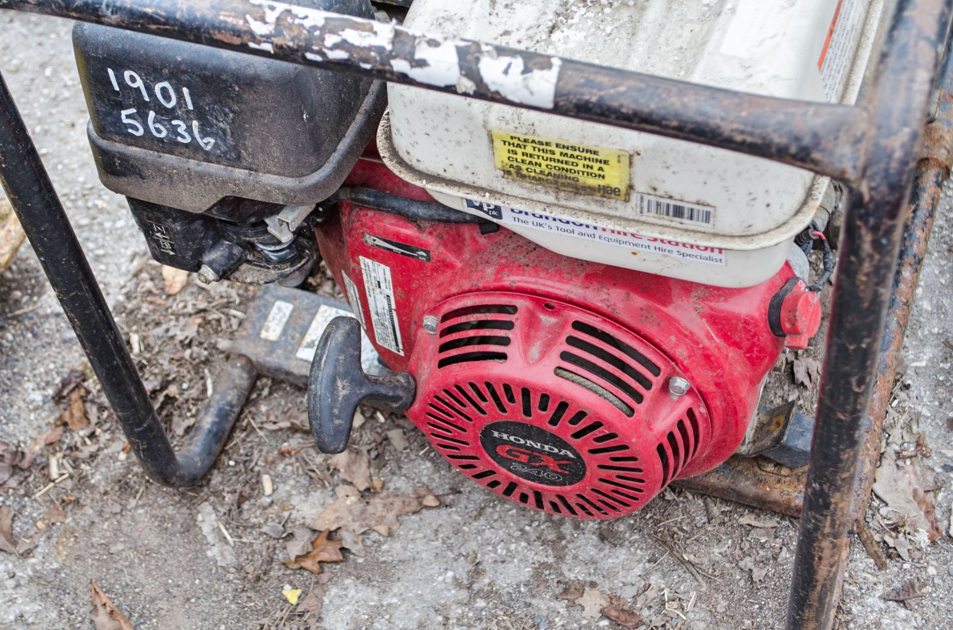Petrol driven 4 inch water pump - Image 3 of 3