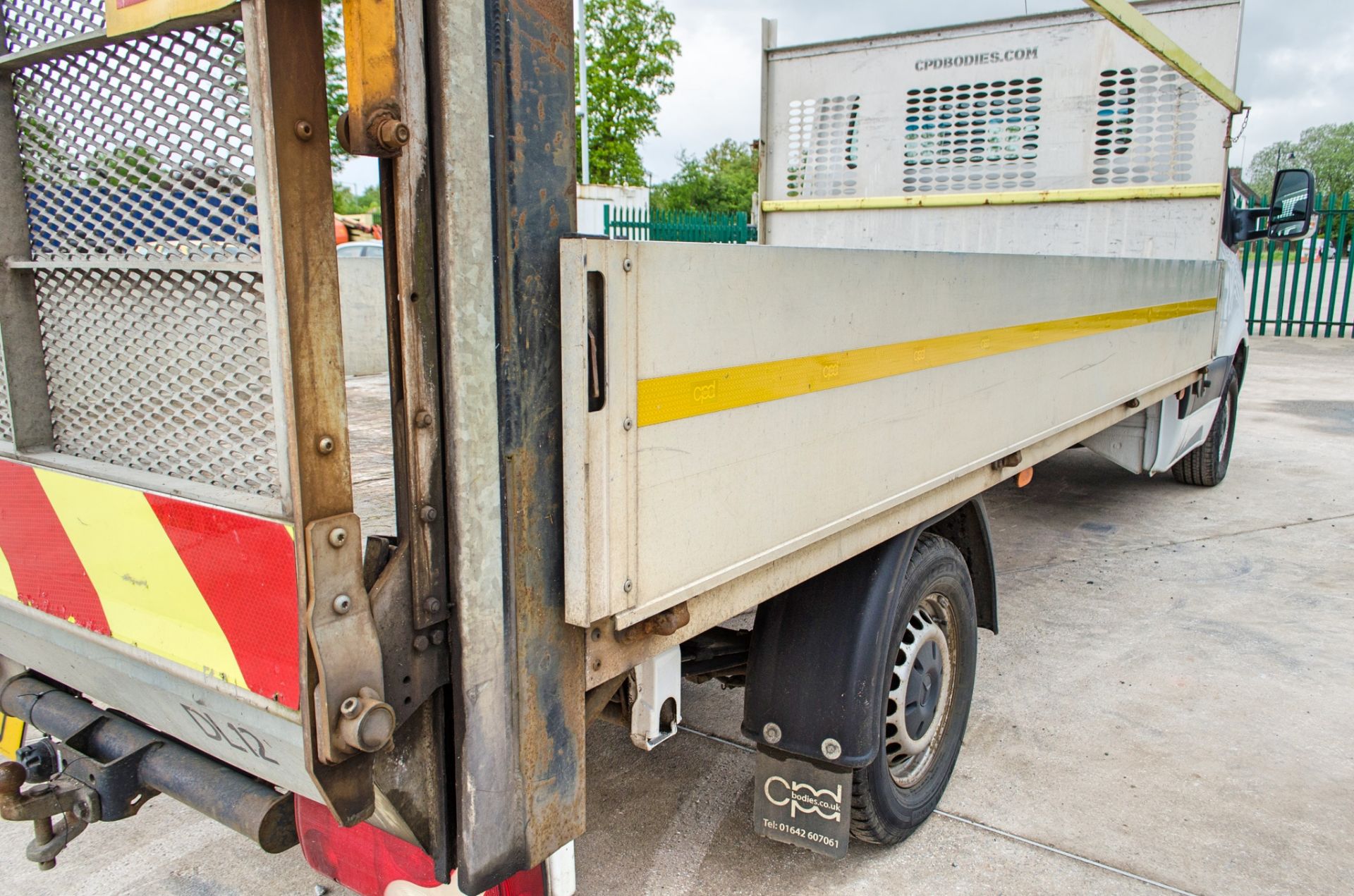 Mercedes Benz Sprinter 314 CDi 2143cc diesel 6 speed manual dropside lorry Registration Number: KM19 - Image 10 of 30