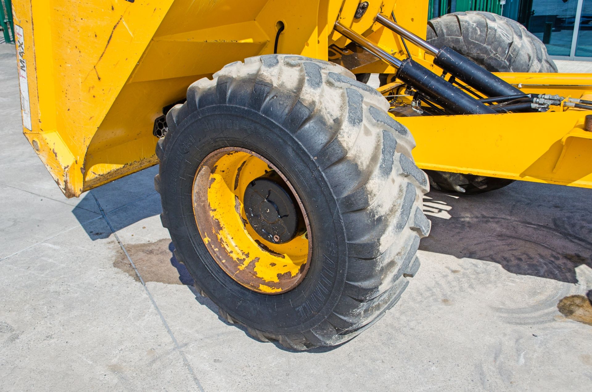 JCB 9T-2 Stage V 9 tonne straight skip dumper Year: 2021 S/N: 3030480 Recorded Hours: 1448 c/w - Image 15 of 24