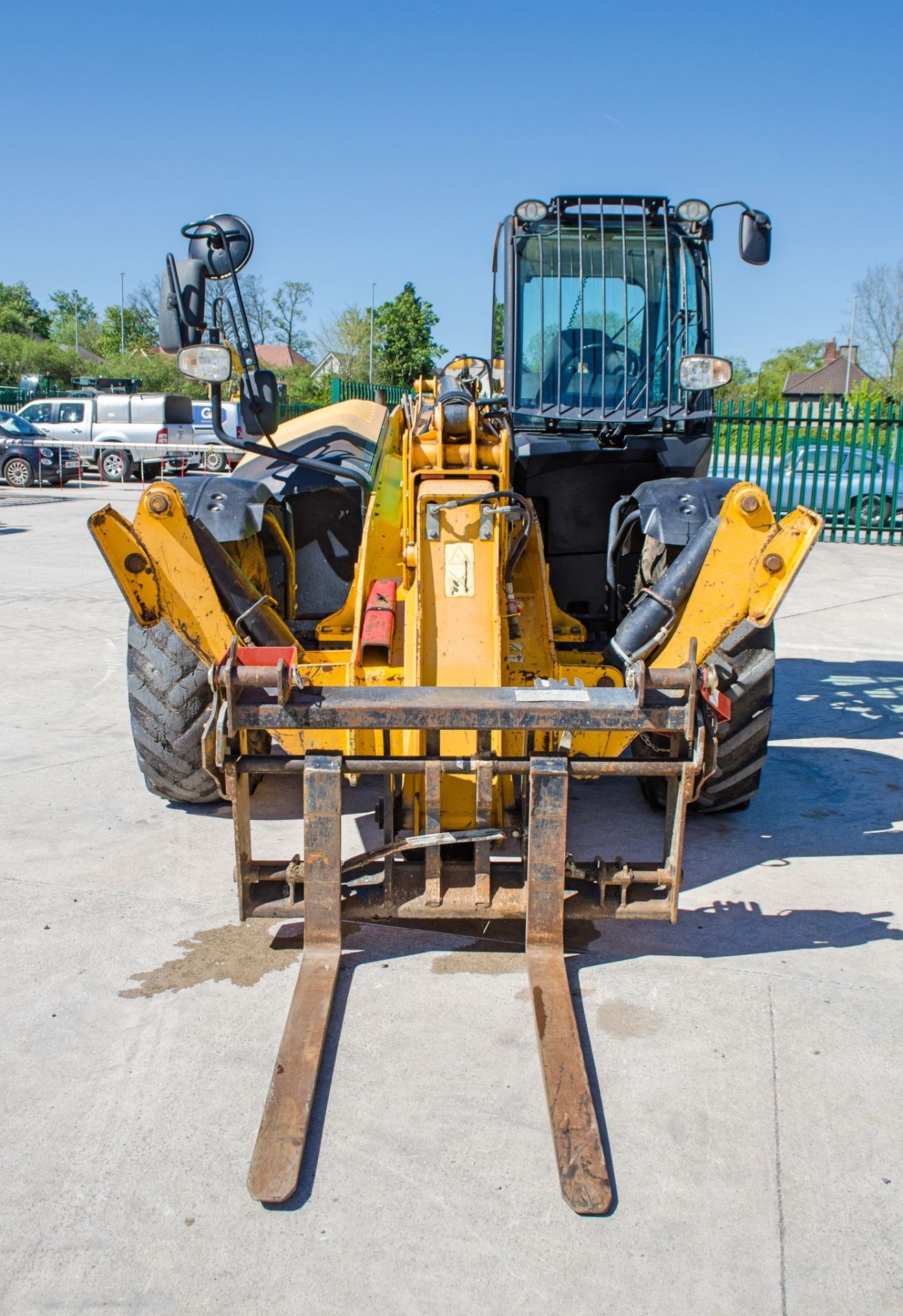 JCB 535-125 T4 IV Hi-Viz 12.5 metre telescopic handler Year: 2017 S/N: 2568790 Recorded Hours: - Image 5 of 22