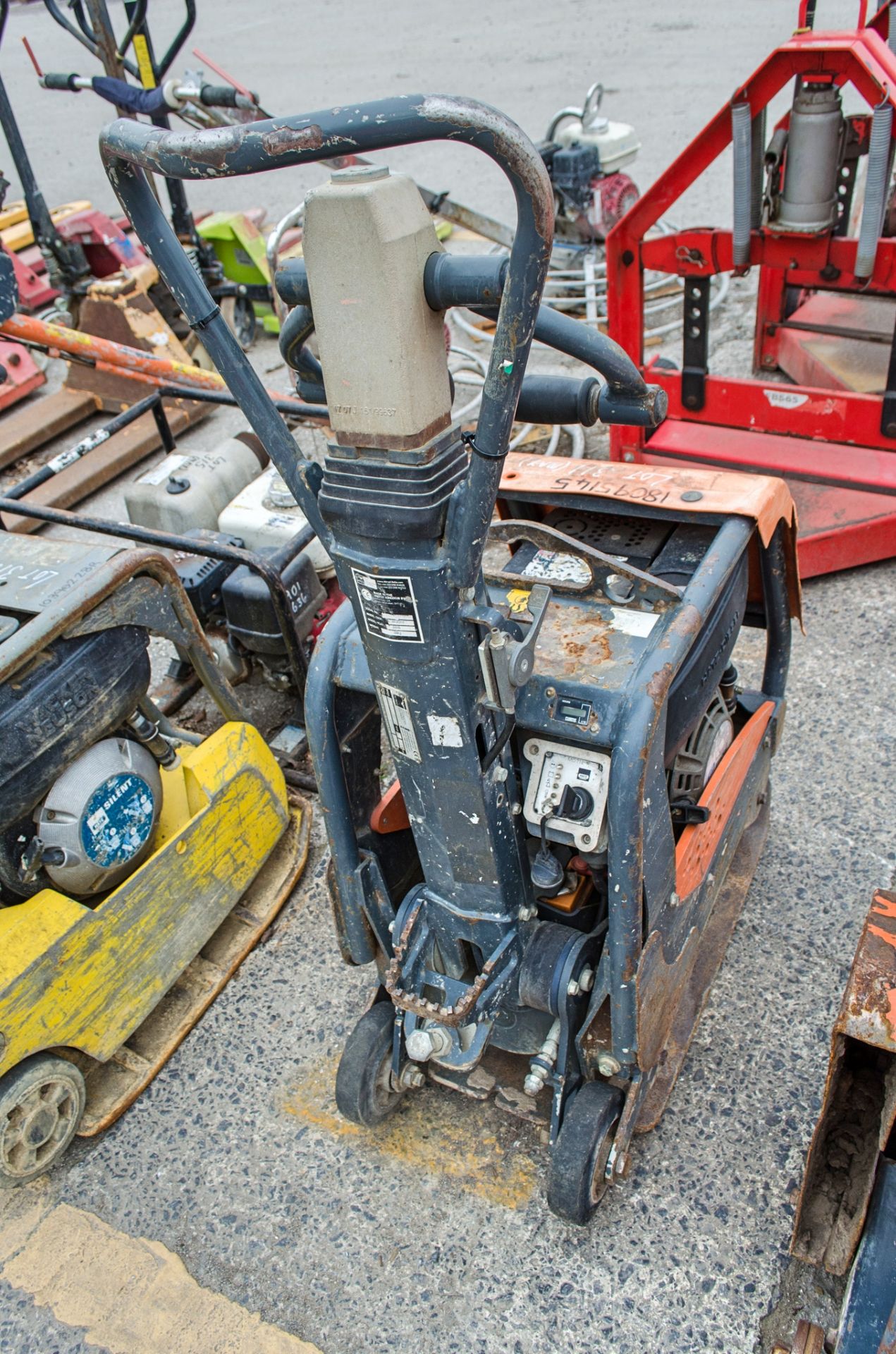 Belle 161.9.201 diesel driven electric start forward/reverse compactor ...