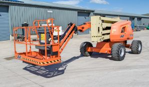 JLG 450 AJ diesel driven/battery electric 4x4 articulated boom lift access platform Year: 2020 S/