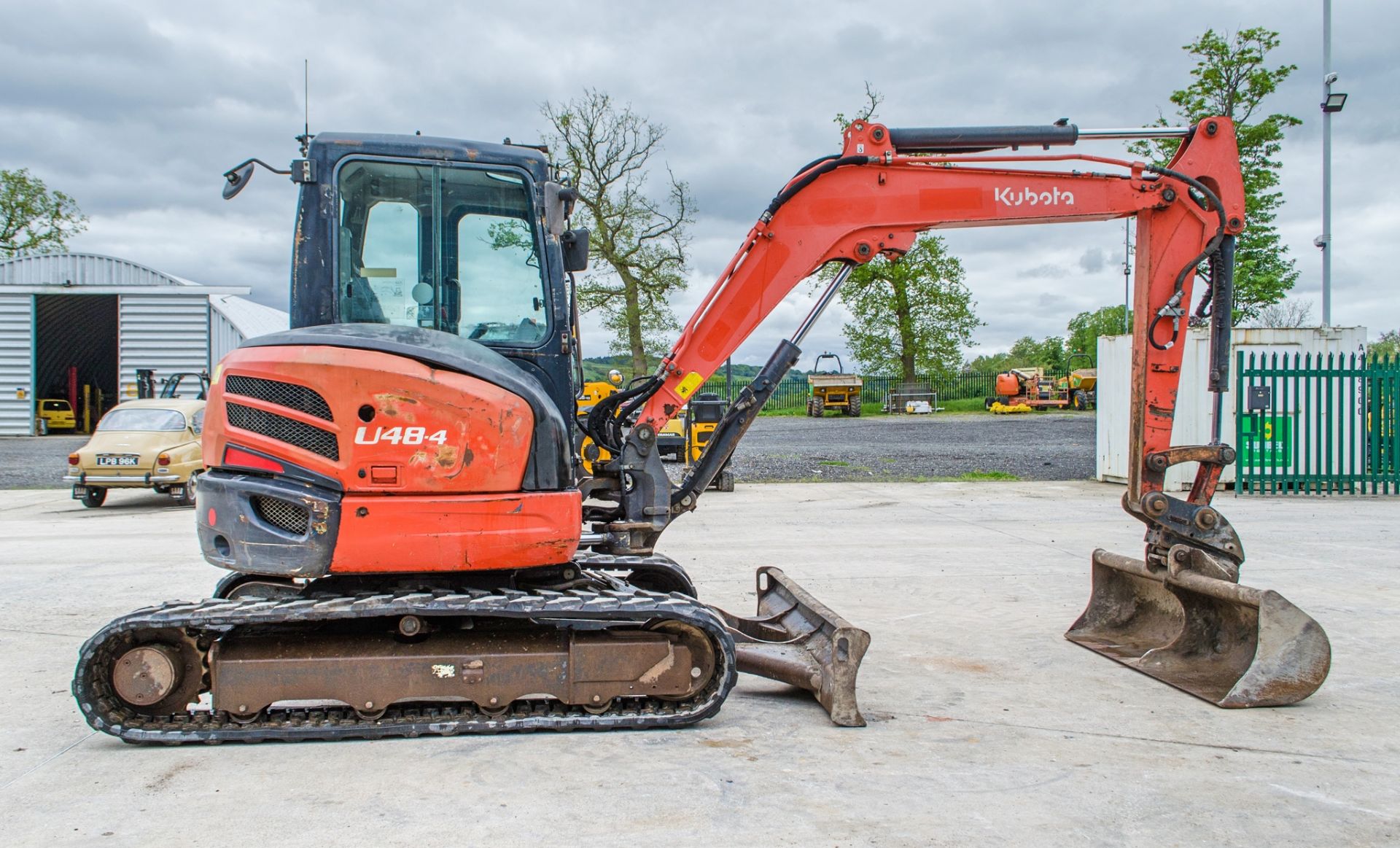 Kubota U48-4 4.8 tonne rubber tracked excavator Year: 2014 S/N: H51912 Recorded Hours: 4781 c/w - Image 8 of 25