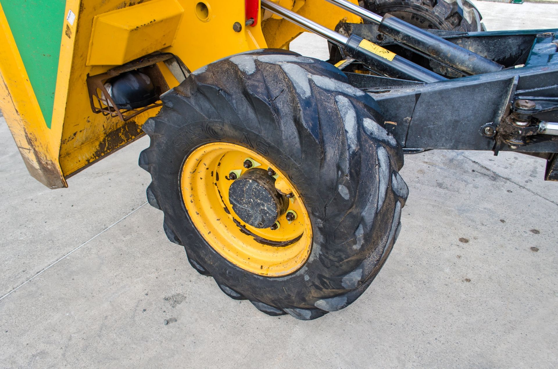 JCB 6 tonne straight skip dumper Year: 2016 S/N: EGGRK0163 Recorded Hours: 3234 A727178 - Image 14 of 25