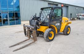 JCB 520-40 4 metre telescopic handler Year: 2018 S/N: 2314924 Recorded Hours: 2596 c/w  V5C