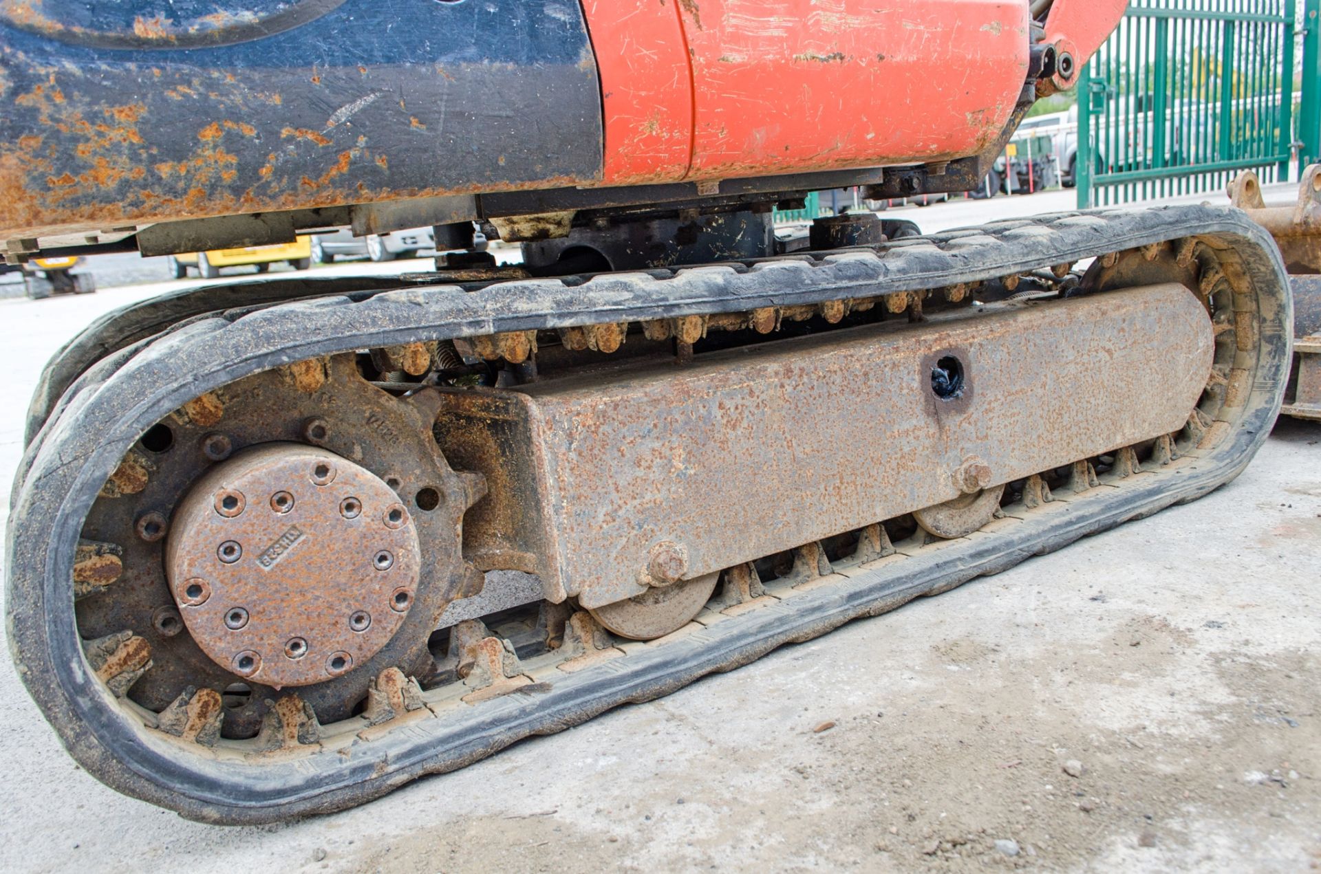 Kubota K008-3 0.8 tonne rubber tracked micro excavator Year: 2018 S/N: 30185 S9916 Recorded Hours: - Image 10 of 25