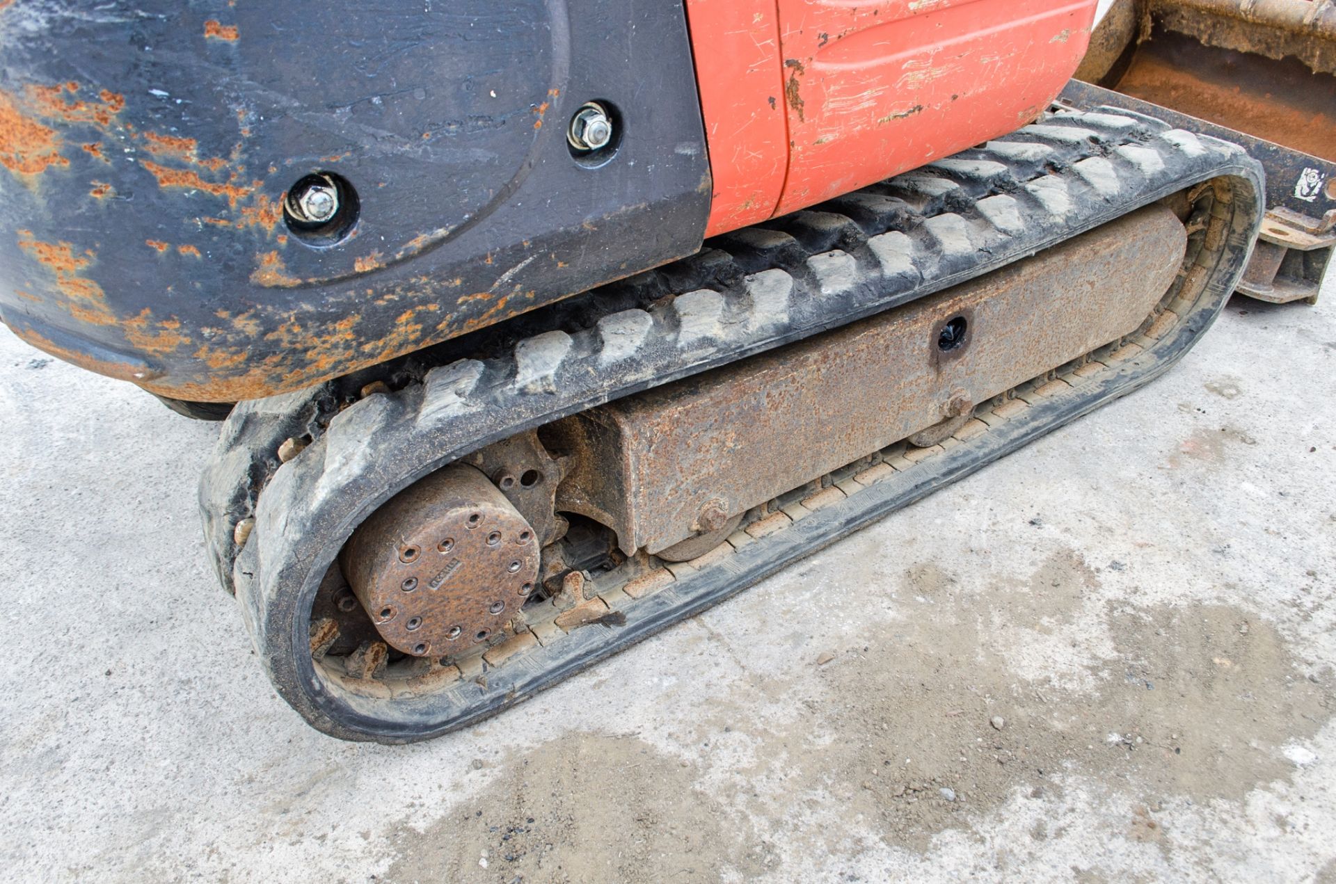 Kubota K008-3 0.8 tonne rubber tracked micro excavator Year: 2018 S/N: 30185 S9916 Recorded Hours: - Image 9 of 25