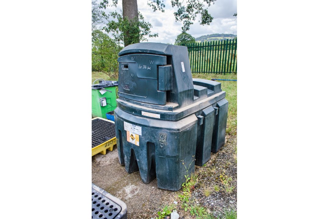 Titan 1300 litre plastic bunded fuel bowser c/w manual fuel pump, delivery hose and nozzle - Image 1 of 3