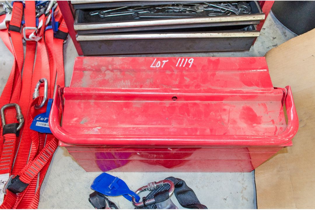 Tool box and contents - Image 1 of 2