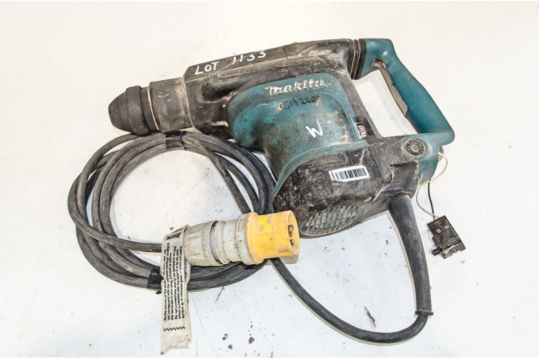 Makita HR3210C 110v SDS rotary hammer drill ** Handle damaged ** 0314-2203 - Image 1 of 3