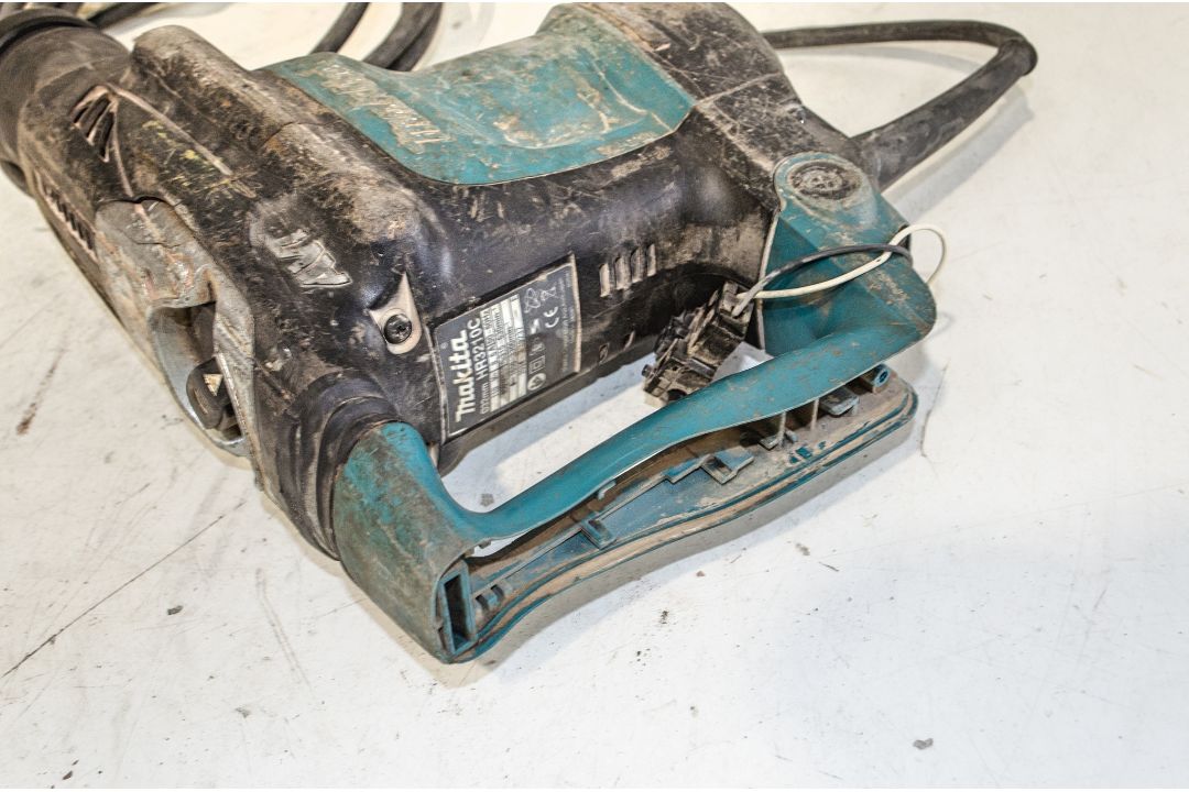 Makita HR3210C 110v SDS rotary hammer drill ** Handle damaged ** 0314-2203 - Image 3 of 3