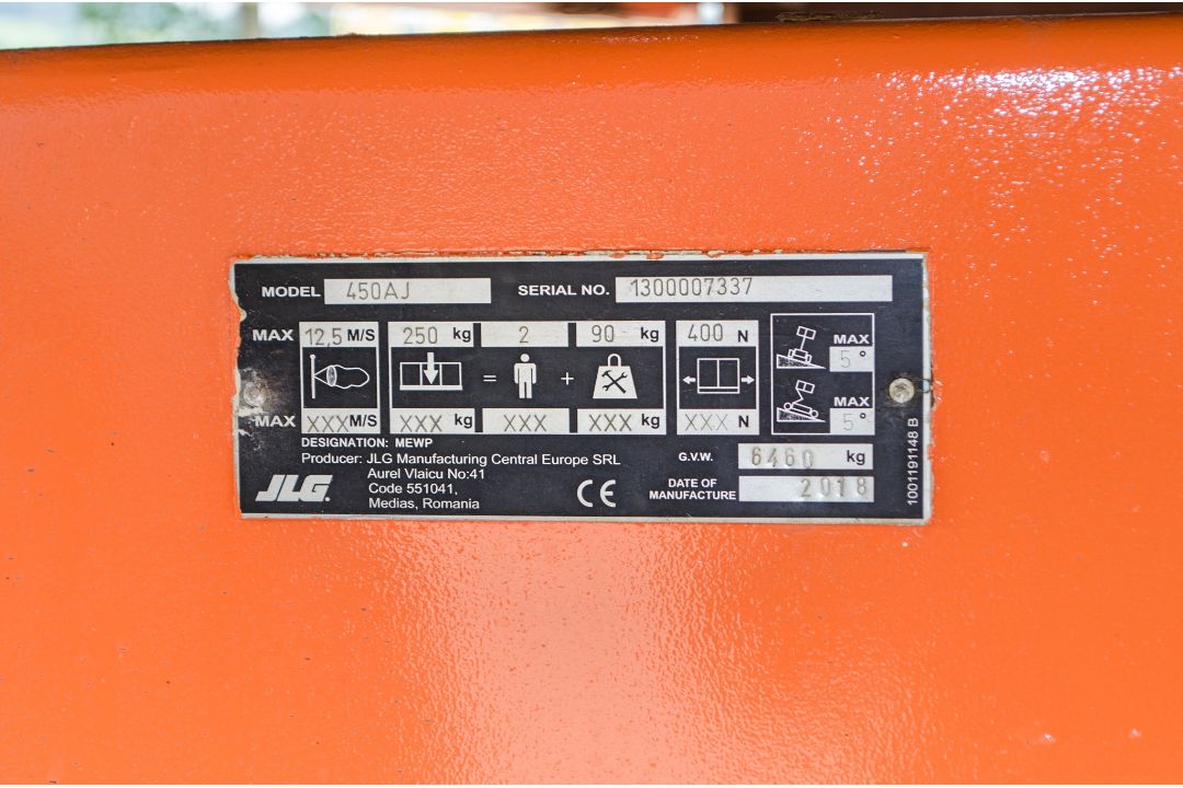 JLG 450 AJ diesel driven/battery electric 4x4 articulated boom lift access platform Year: 2018 S/ - Image 18 of 18