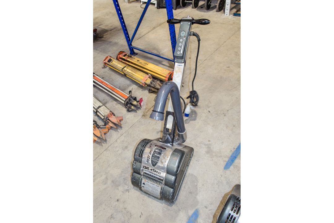 Hiretech HT8-1 240v floor sander S/N: 1705-HTG061 - Image 1 of 2
