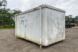 16ft x 9ft steel jack leg toilet site unit Comprising of: Gents toilets (3 - cubicles, 2 - urinals &