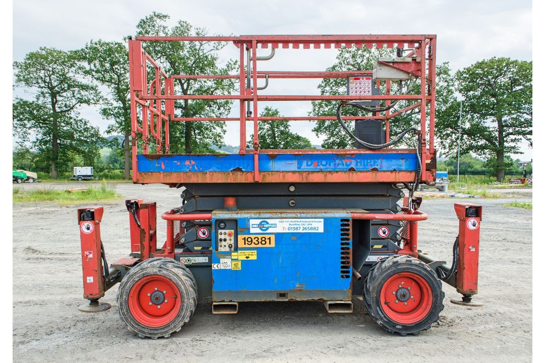 Skyjack SJ6832RT diesel driven 4 wheel drive scissor lift access platform Year: 2015 S/N: 37007504 - Image 7 of 18