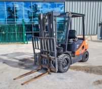 Doosan D30-5 3 tonne diesel driven fork lift truck Year: 2003 S/N: 05787 Recorded Hours: 5449