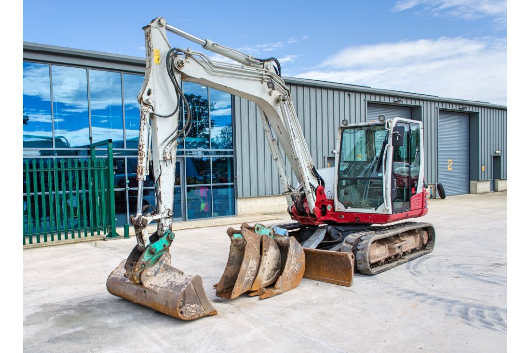 Takeuchi TB290-2 8.4 tonne rubber tracked midi excavator Year: 2020 S/N: 190500537 Recorded hours: - Image 1 of 28