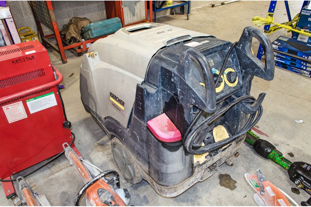Karcher Professional 110v diesel fuelled steam cleaner N1169802 - Image 2 of 4
