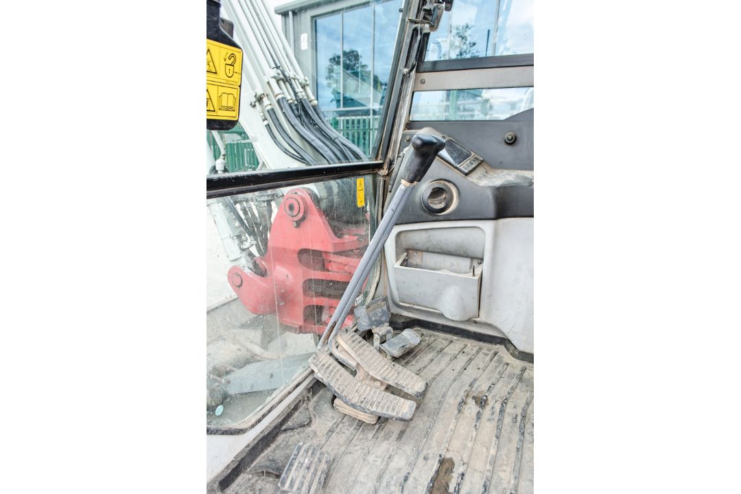 Takeuchi TB290-2 8.4 tonne rubber tracked midi excavator Year: 2020 S/N: 190500537 Recorded hours: - Image 22 of 28