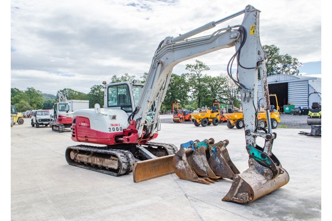 Takeuchi TB290-2 8.4 tonne rubber tracked midi excavator Year: 2020 S/N: 190500537 Recorded hours: - Image 2 of 28