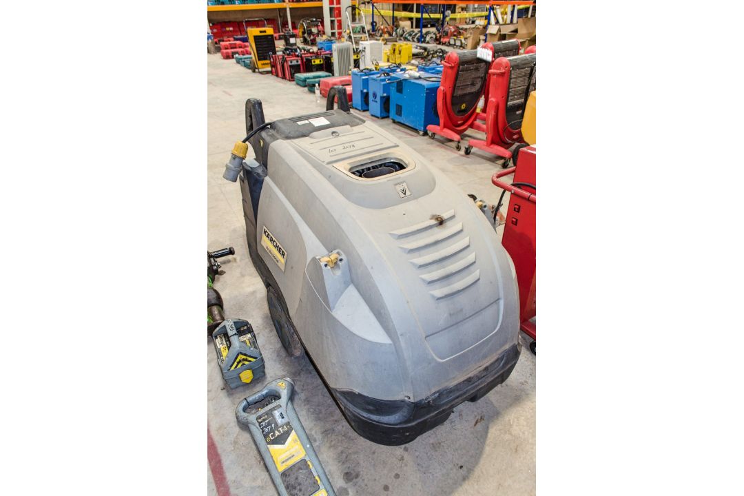 Karcher Professional 110v diesel fuelled steam cleaner N1169802 - Image 1 of 4