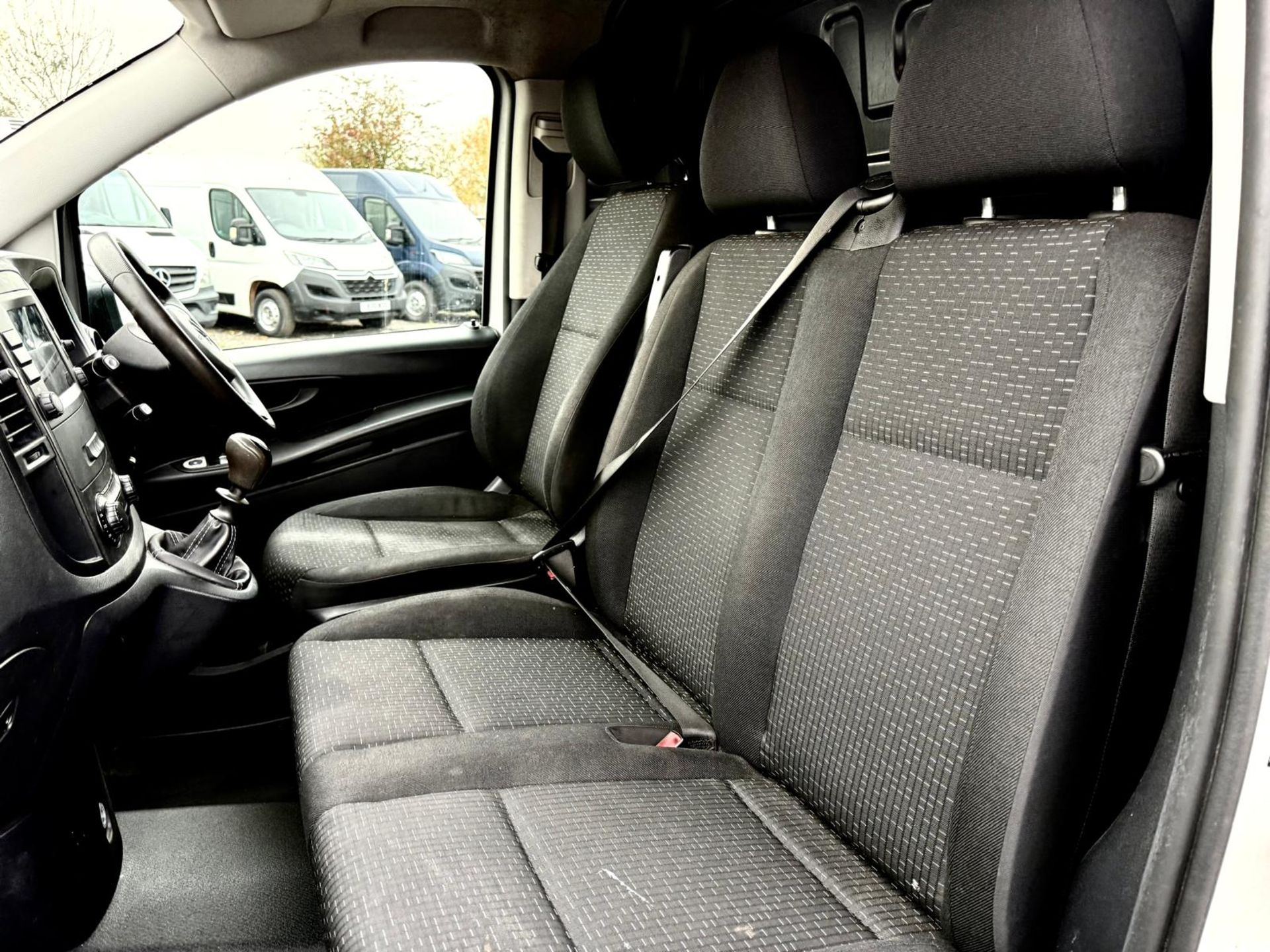Mercedes Benz Vito Progressive 1.7 CDI L3 H1 2021 '21 Reg' - Navigation - Start/Stop - A/C - Image 10 of 18