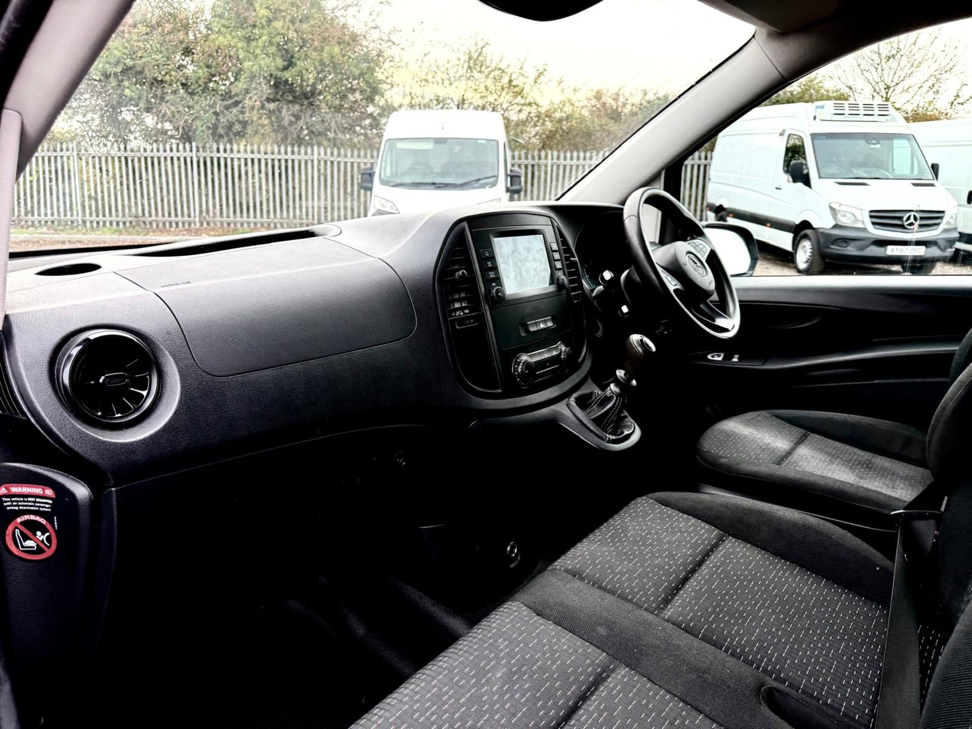 Mercedes Benz Vito Progressive 1.7 CDI L3 H1 2021 '21 Reg' - Navigation - Start/Stop - A/C - Image 11 of 18