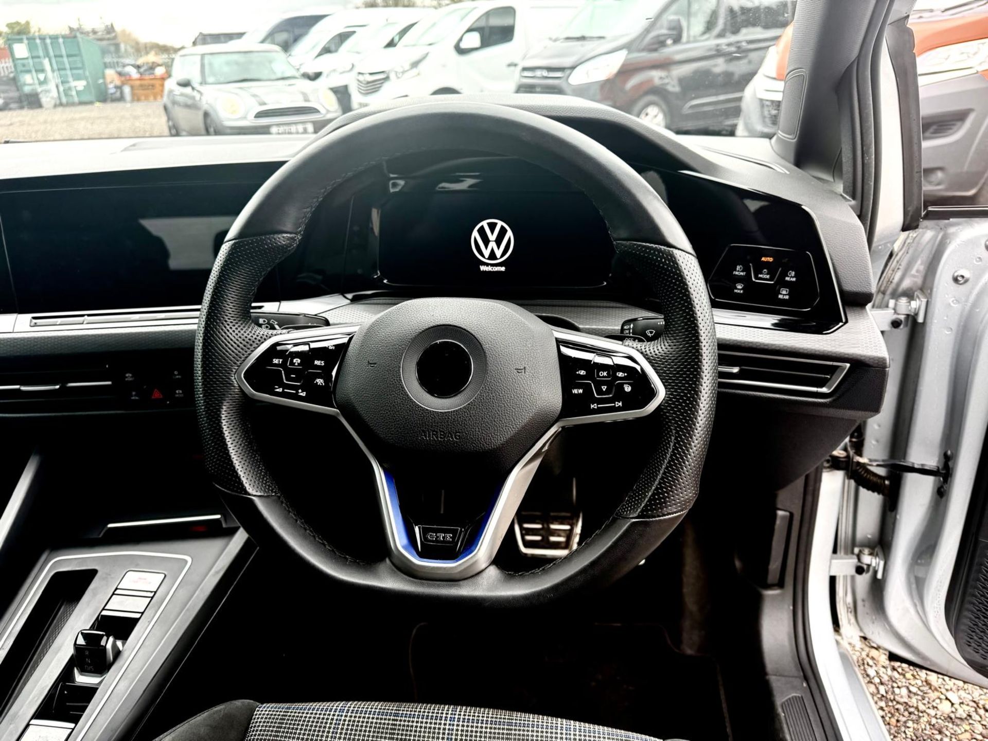 Volkswagen Golf 1.4 TSI GTE Hatchback 2021 '21 Reg' Sat Nav - A/C - ULEZ Compliant - Automatic - Image 14 of 21