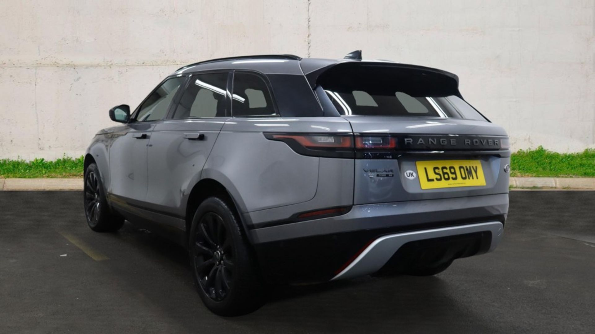 **ON SALE**Land Rover Range Rover Velar 2.0 180 D R Dynamic SE 2019 '69 Reg' Sat Nav - A/C - ULEZ Co - Image 7 of 11