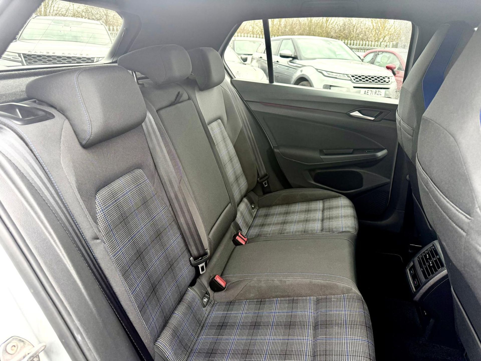 Volkswagen Golf 1.4 TSI GTE Hatchback 2021 '21 Reg' Sat Nav - A/C - ULEZ Compliant - Automatic - Image 17 of 21