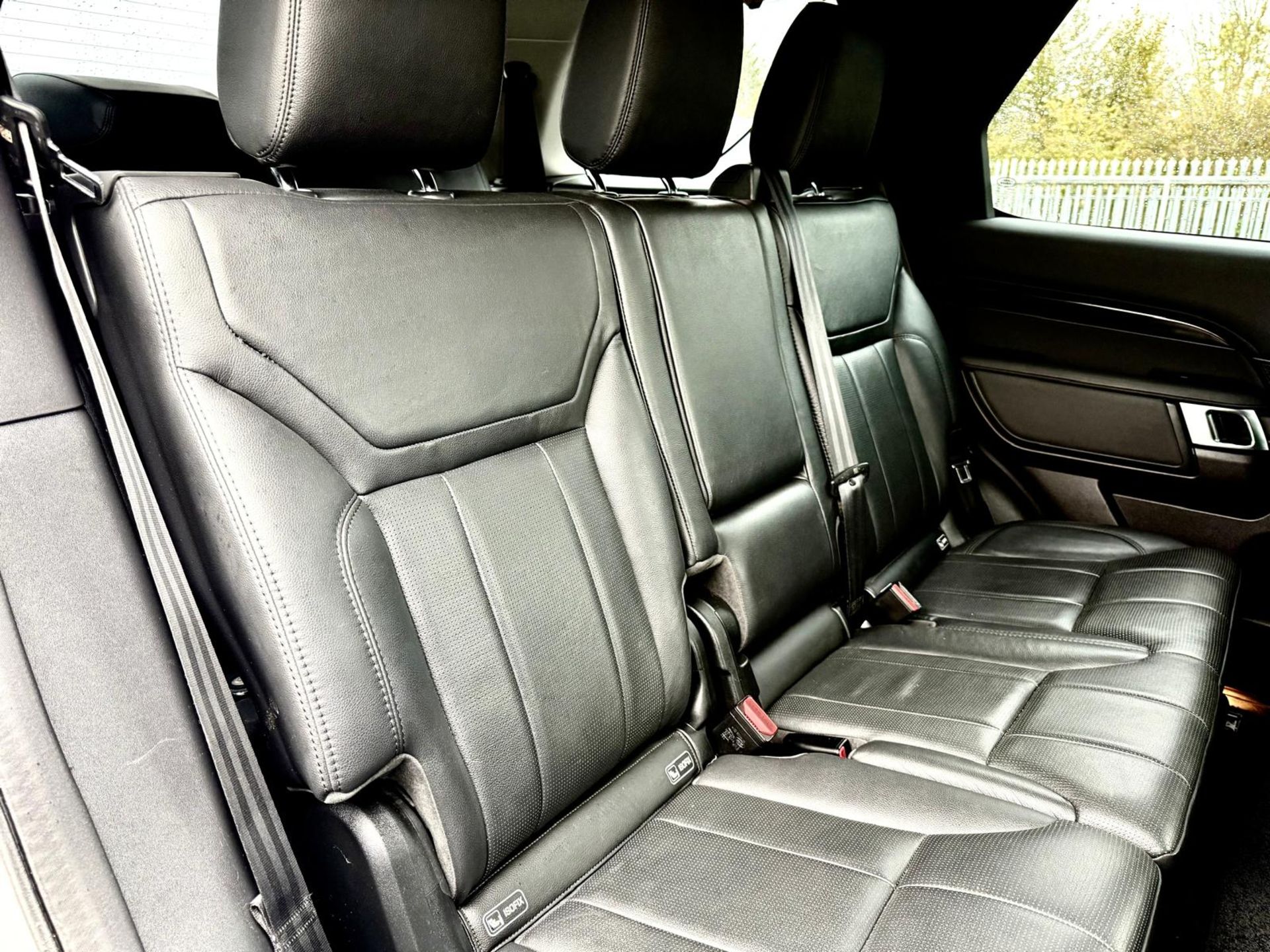 Land Rover Discovery 3.0 SDV6 306 HSE 4WD 2019 '68 Reg' Sat Nav - A/C - ULEZ Compliant - Image 17 of 22
