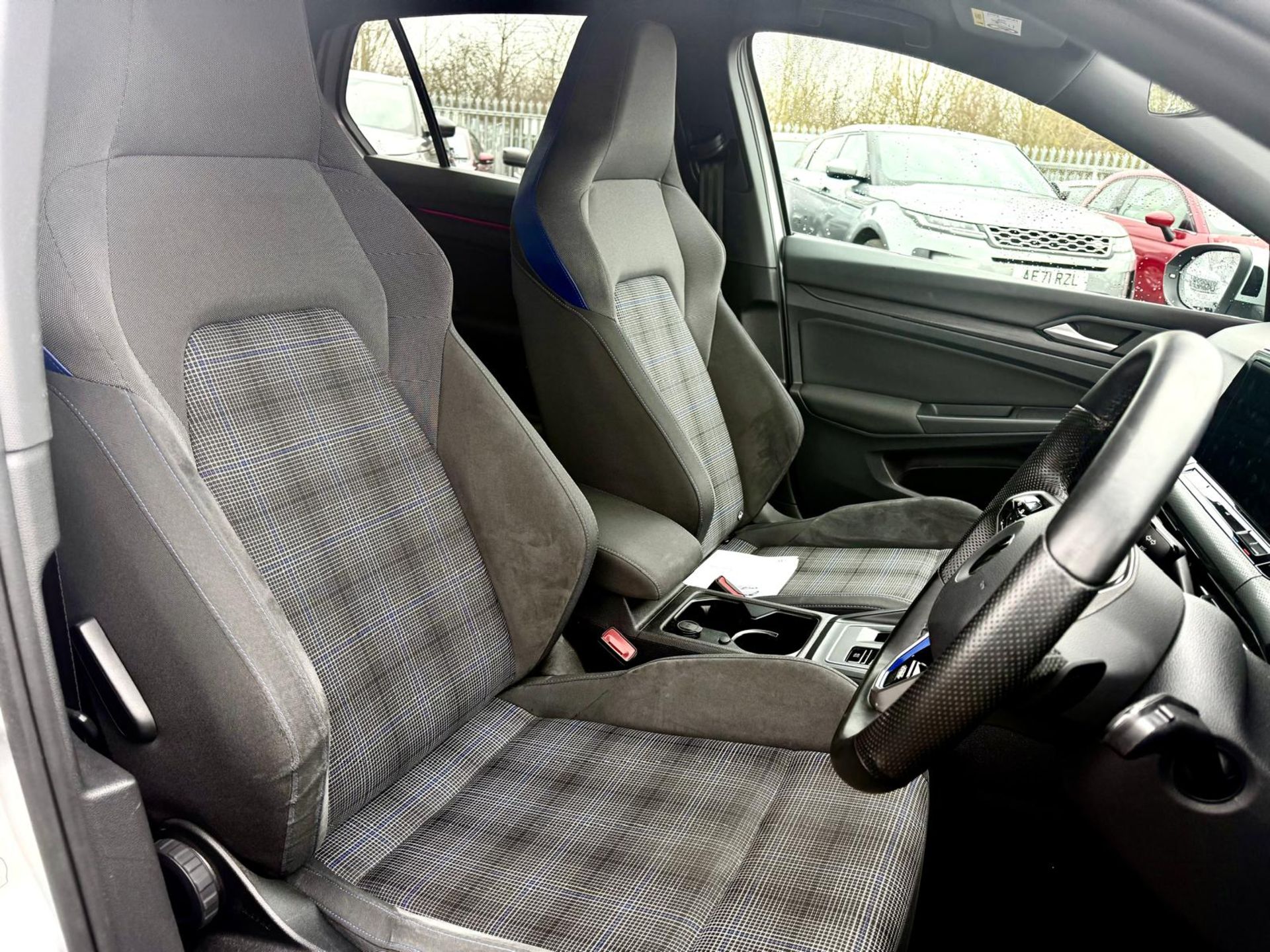 Volkswagen Golf 1.4 TSI GTE Hatchback 2021 '21 Reg' Sat Nav - A/C - ULEZ Compliant - Automatic - Image 11 of 21