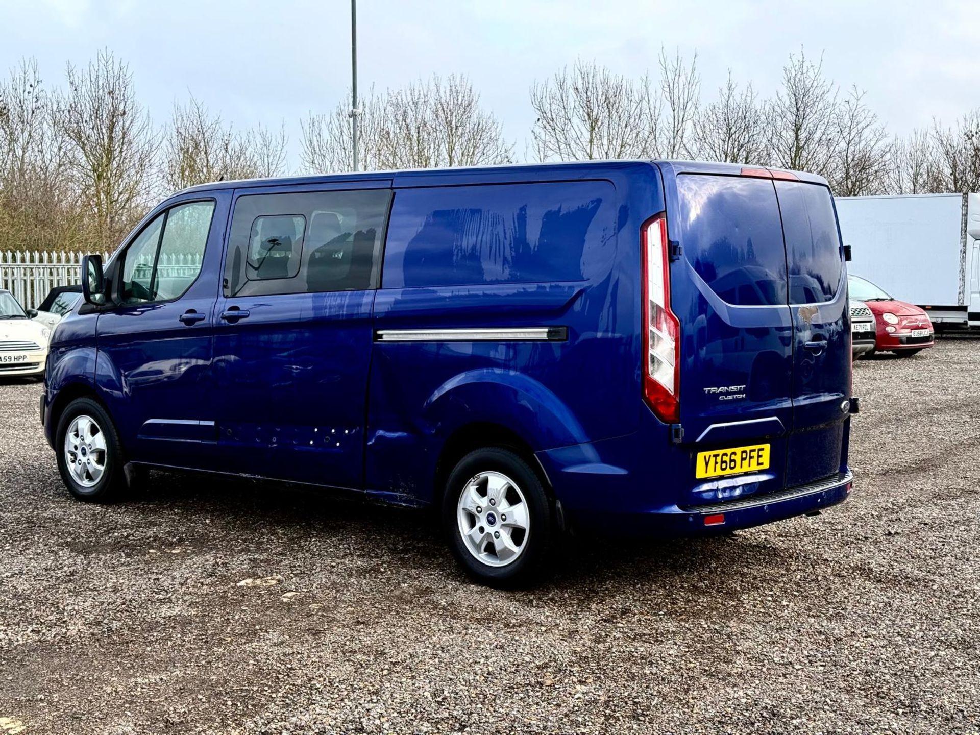 Ford transit Custom 2.0 TDCI 130 310 LWB Limited CrewVan 2016 '66 Reg' ULEZ Complaint - A - Image 5 of 17