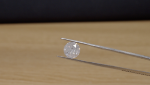 Round Brilliant Cut 5.03 Carat ( Natural Diamond ) F Colour I3 Clarity E.D.R Certificate