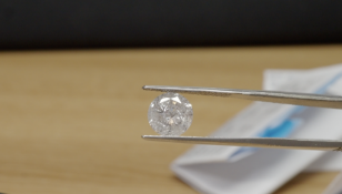 Round Brilliant Cut 3.11 Carat ( Natural Diamond ) E Colour I3 Clarity