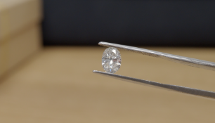 Oval Cut 1.00 Carat ( Natural Diamond ) F Colour SI1 Clarity