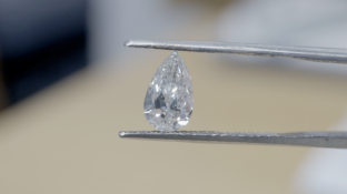 Pear Cut 1.02 Carat ( Natural Diamond ) F Colour I1 Clarity