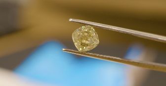 Cushion Brilliant 3.00 Carat ( Natural Diamond ) Fancy Yellow Colour SI1 Clarity GIA Certificate