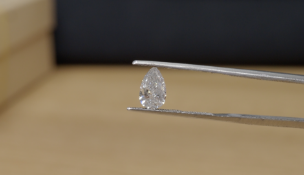 Pear Cut 1.00 Carat ( Natural Diamond ) F Colour SI2 Clarity