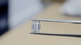 Emerald Cut 1.00 Carat ( Natural Diamond ) G Colour SI1 Clarity