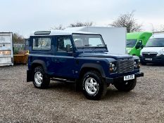 Land Rover Defender 90 2.5 TD5 StationWagon Registered in UK: 2009 County Pack ** RARE **