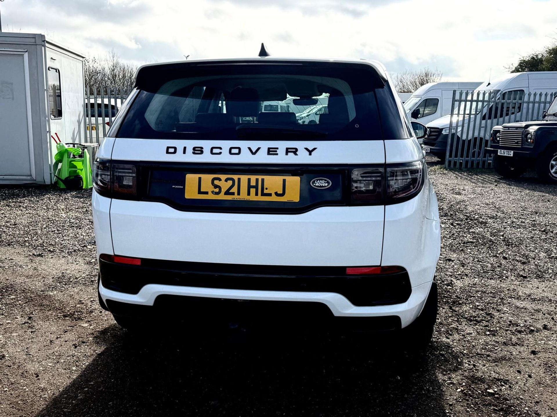 Land Rover Discovery Sport R-Dynamic S 2021 '21 Reg' - Navigation - A/C - 4WD - Image 7 of 19
