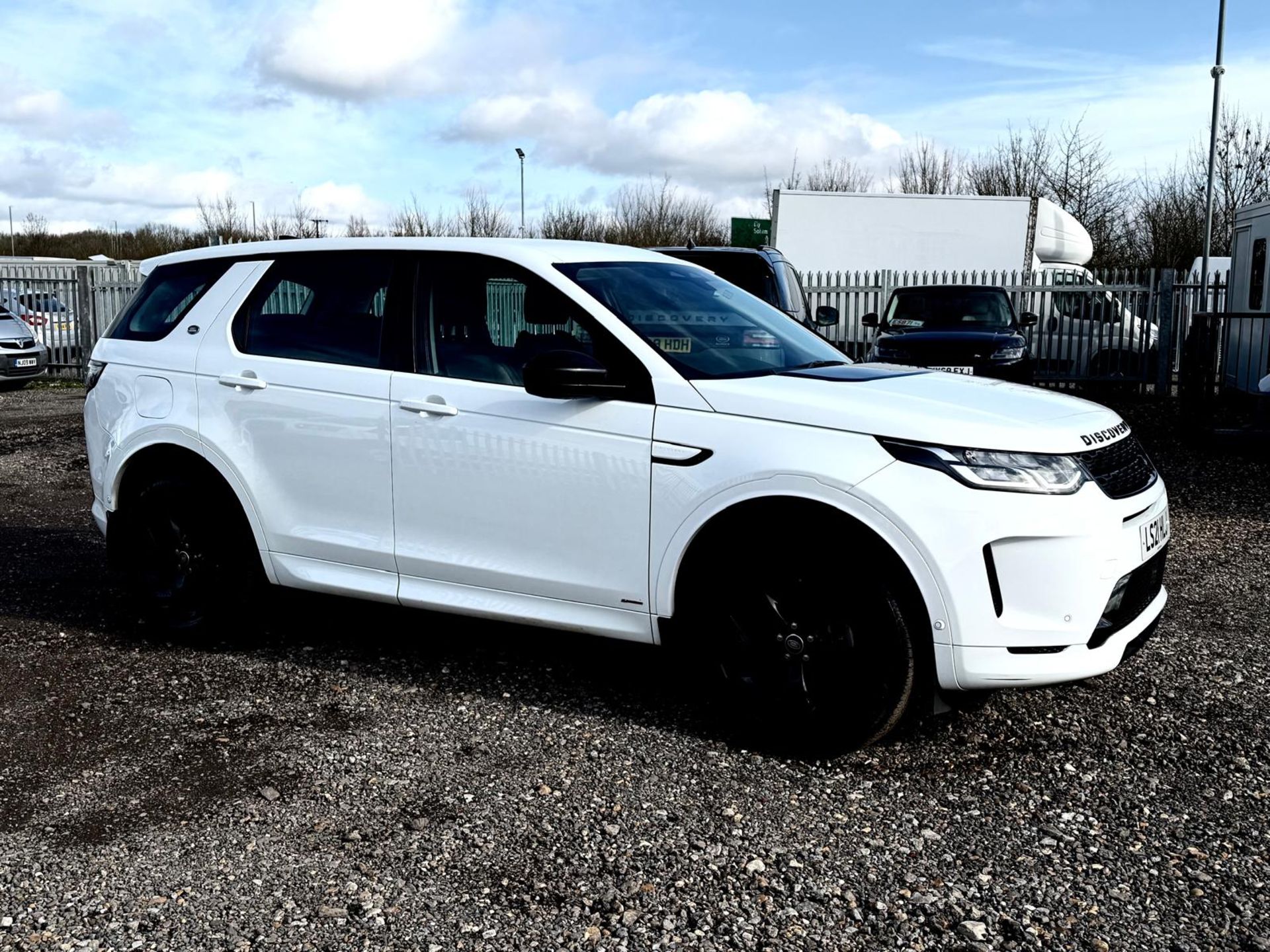 Land Rover Discovery Sport R-Dynamic S 2021 '21 Reg' - Navigation - A/C - 4WD - Image 10 of 19