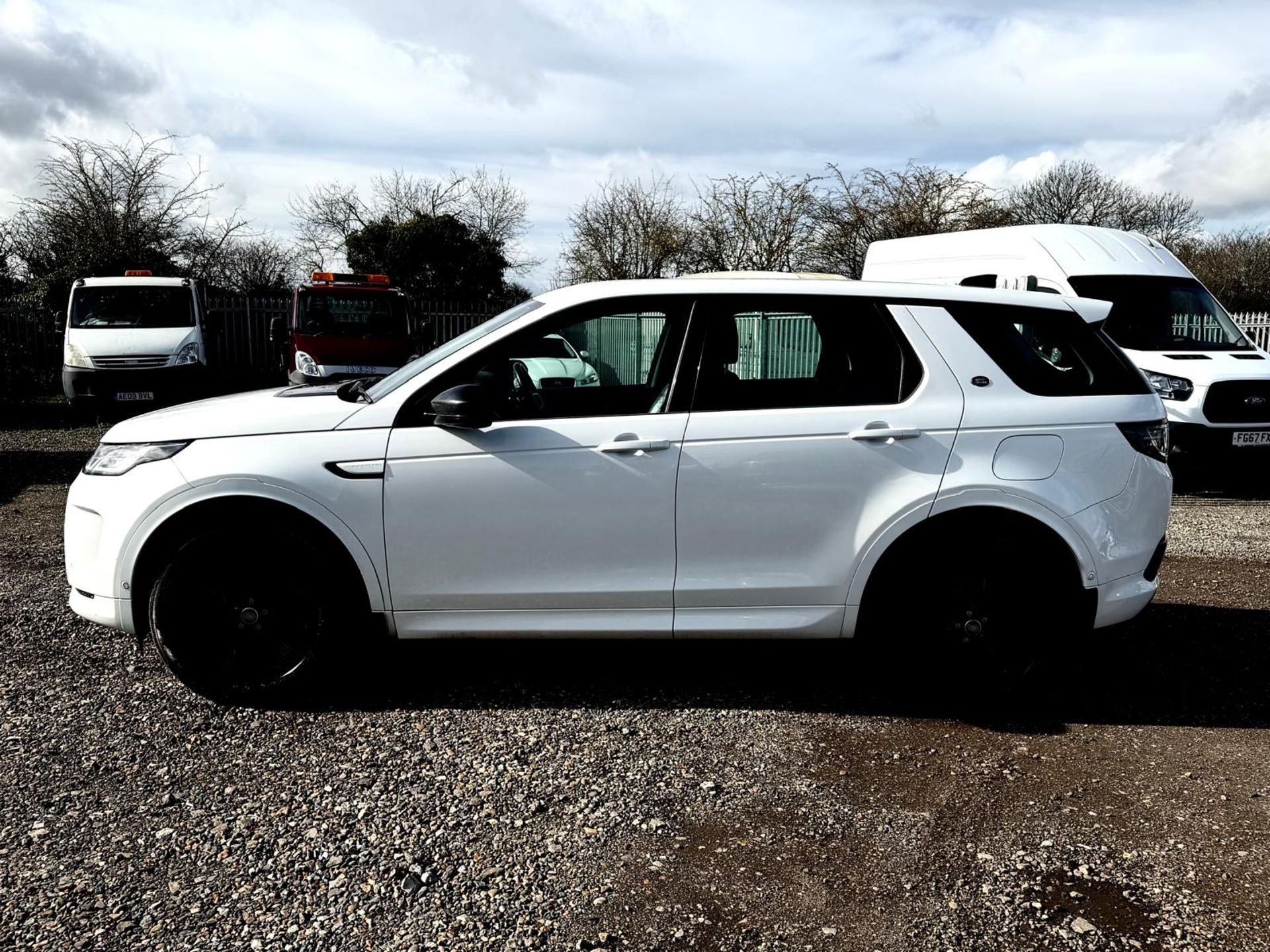Land Rover Discovery Sport R-Dynamic S 2021 '21 Reg' - Navigation - A/C - 4WD - Image 5 of 19