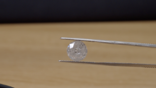 Round Brilliant Cut 5.43 Carat ( Natural Diamond ) H Colour I3 Clarity